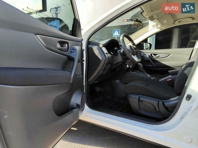 Белый Ниссан Кашкай, объемом двигателя 1.5 л и пробегом 117 тыс. км за 15990 $, фото 34 на Automoto.ua