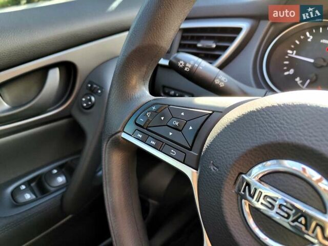 Белый Ниссан Кашкай, объемом двигателя 1.5 л и пробегом 117 тыс. км за 15990 $, фото 54 на Automoto.ua