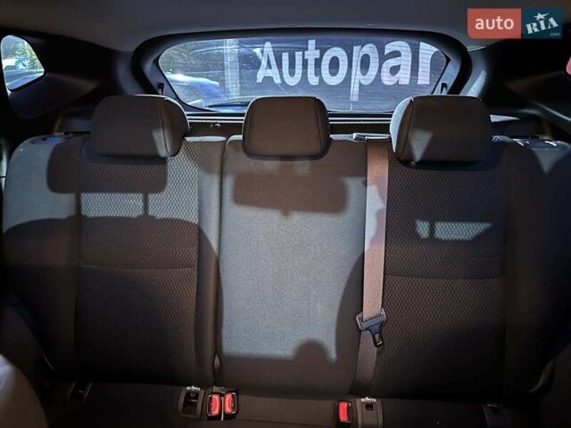 Белый Ниссан Кашкай, объемом двигателя 1.6 л и пробегом 130 тыс. км за 17790 $, фото 27 на Automoto.ua