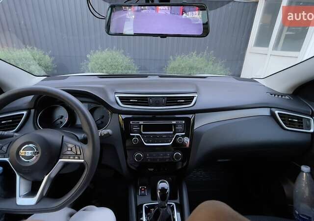 Ніссан Кашкай 2019 у Хмельницькому на Automoto.ua Білий Ніссан Кашкай, об'ємом двигуна 1.2 л та пробігом 62 тис. км за 19500 $, фото 4 на Automoto.ua