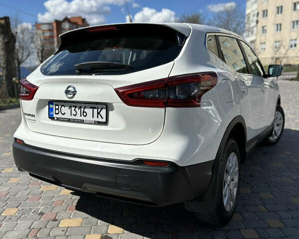 Ніссан Кашкай 2019 у Тернополі на Automoto.ua Білий Ніссан Кашкай, об'ємом двигуна 1.2 л та пробігом 131 тис. км за 13600 $, фото 4 на Automoto.ua