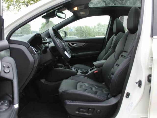 Білий Ніссан Кашкай, об'ємом двигуна 1.3 л та пробігом 49 тис. км за 4200 $, фото 9 на Automoto.ua