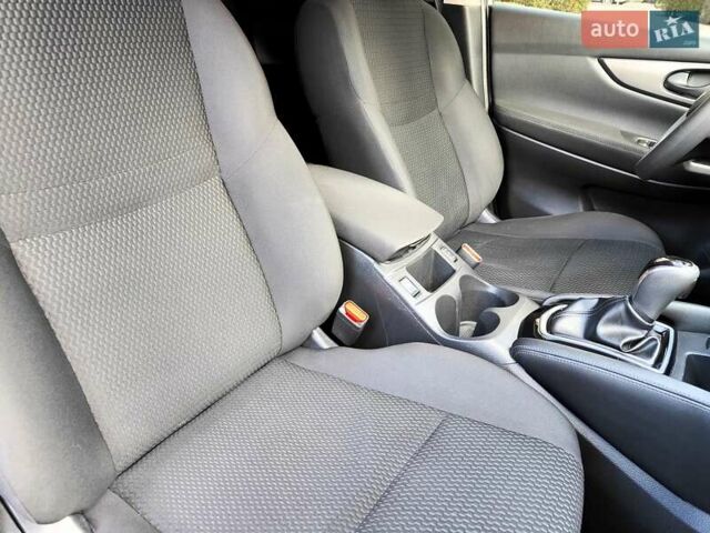 Ніссан Кашкай 2019 у Києві на Automoto.ua Білий Ніссан Кашкай, об'ємом двигуна 1.2 л та пробігом 162 тис. км за 11990 $, фото 52 на Automoto.ua