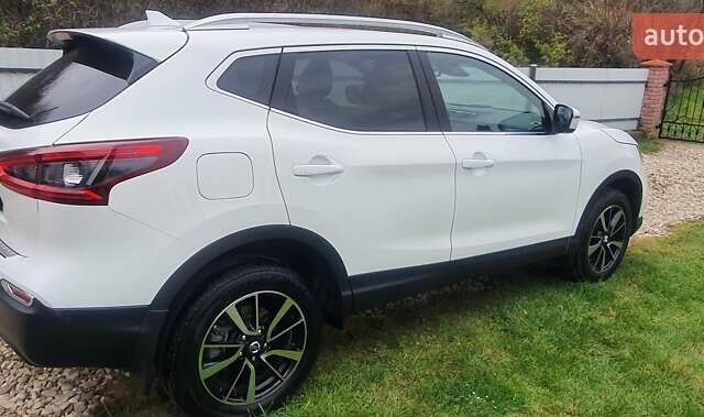 Белый Ниссан Кашкай, объемом двигателя 1.2 л и пробегом 43 тыс. км за 18800 $, фото 11 на Automoto.ua