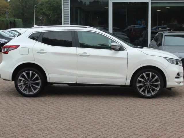 Білий Ніссан Кашкай, об'ємом двигуна 1.3 л та пробігом 49 тис. км за 4200 $, фото 5 на Automoto.ua