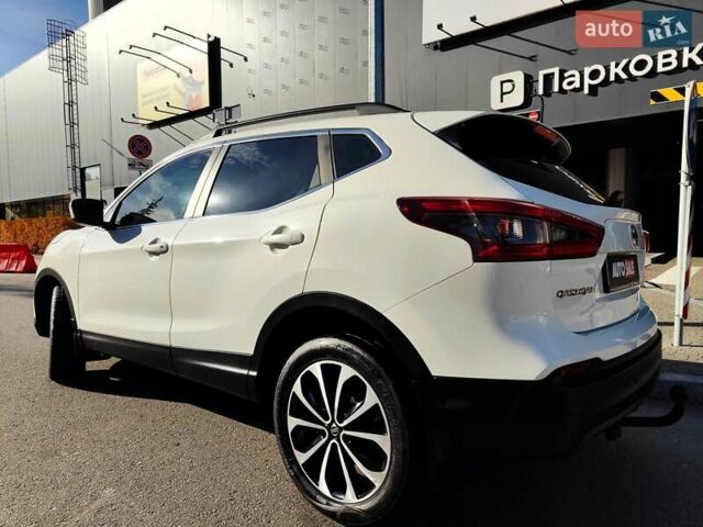 Белый Ниссан Кашкай, объемом двигателя 1.5 л и пробегом 117 тыс. км за 15990 $, фото 13 на Automoto.ua