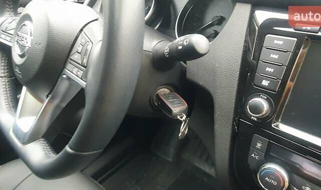 Белый Ниссан Кашкай, объемом двигателя 1.2 л и пробегом 43 тыс. км за 18800 $, фото 35 на Automoto.ua