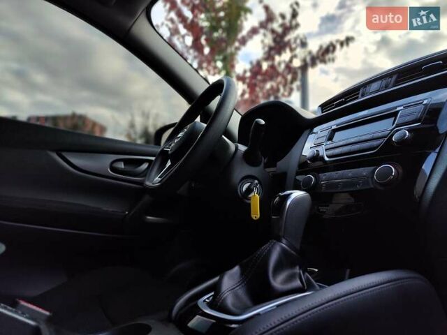 Ніссан Кашкай 2019 у Києві на Automoto.ua Білий Ніссан Кашкай, об'ємом двигуна 1.2 л та пробігом 162 тис. км за 11990 $, фото 55 на Automoto.ua