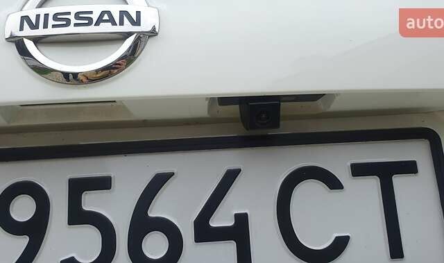 Белый Ниссан Кашкай, объемом двигателя 1.2 л и пробегом 43 тыс. км за 18800 $, фото 13 на Automoto.ua
