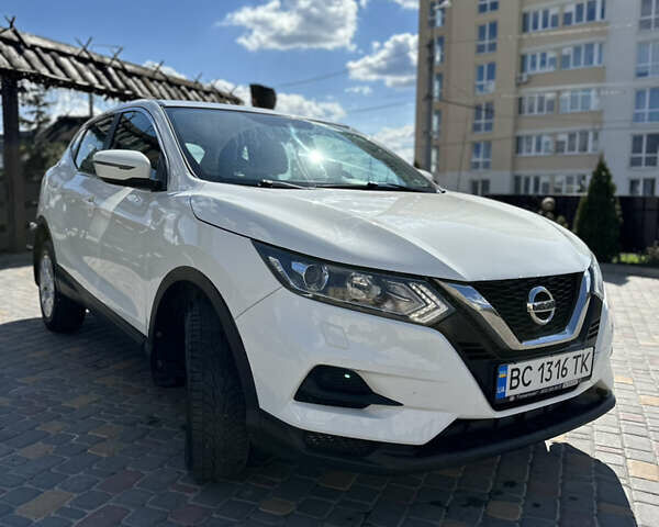 Ніссан Кашкай 2019 у Тернополі на Automoto.ua Білий Ніссан Кашкай, об'ємом двигуна 1.2 л та пробігом 131 тис. км за 13600 $, фото 6 на Automoto.ua
