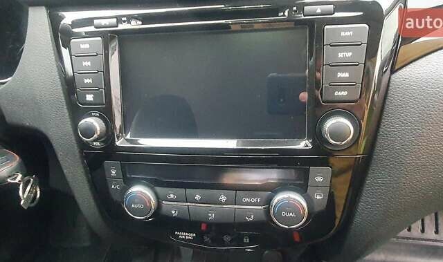 Белый Ниссан Кашкай, объемом двигателя 1.2 л и пробегом 43 тыс. км за 18800 $, фото 31 на Automoto.ua