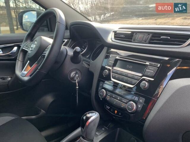 Белый Ниссан Кашкай, объемом двигателя 2 л и пробегом 57 тыс. км за 19990 $, фото 3 на Automoto.ua