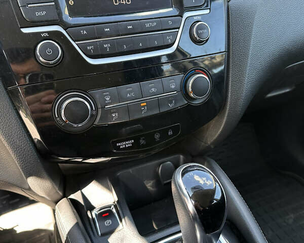 Ніссан Кашкай 2019 у Тернополі на Automoto.ua Білий Ніссан Кашкай, об'ємом двигуна 1.2 л та пробігом 131 тис. км за 13600 $, фото 12 на Automoto.ua