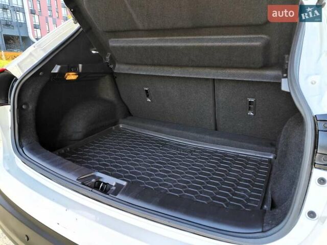 Белый Ниссан Кашкай, объемом двигателя 1.5 л и пробегом 117 тыс. км за 15990 $, фото 18 на Automoto.ua