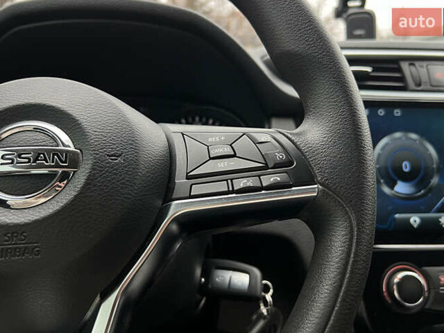 Белый Ниссан Кашкай, объемом двигателя 1.6 л и пробегом 66 тыс. км за 21500 $, фото 9 на Automoto.ua