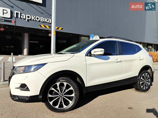 Белый Ниссан Кашкай, объемом двигателя 1.5 л и пробегом 117 тыс. км за 15990 $, фото 8 на Automoto.ua