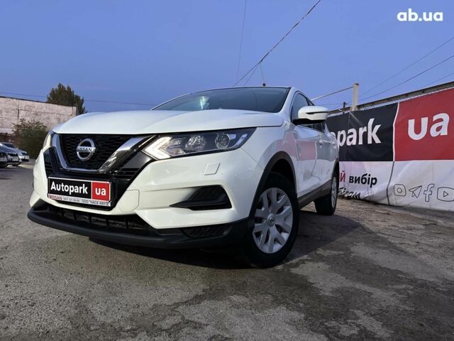 Белый Ниссан Кашкай, объемом двигателя 1.6 л и пробегом 130 тыс. км за 17790 $, фото 10 на Automoto.ua