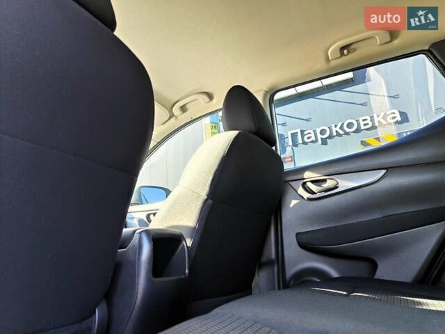 Белый Ниссан Кашкай, объемом двигателя 1.5 л и пробегом 117 тыс. км за 15990 $, фото 47 на Automoto.ua