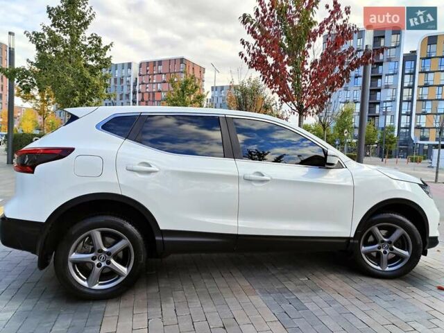 Ніссан Кашкай 2019 у Києві на Automoto.ua Білий Ніссан Кашкай, об'ємом двигуна 1.2 л та пробігом 162 тис. км за 11990 $, фото 23 на Automoto.ua