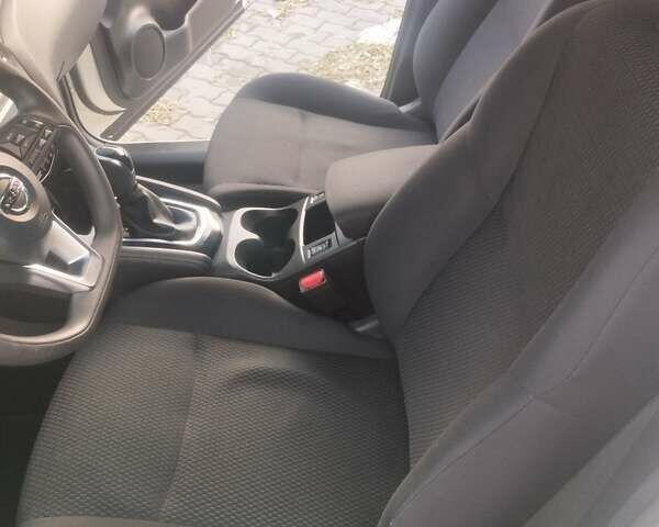 Ніссан Кашкай 2019 у Чернівцях на Automoto.ua Білий Ніссан Кашкай, об'ємом двигуна 1.2 л та пробігом 109 тис. км за 14500 $, фото 12 на Automoto.ua
