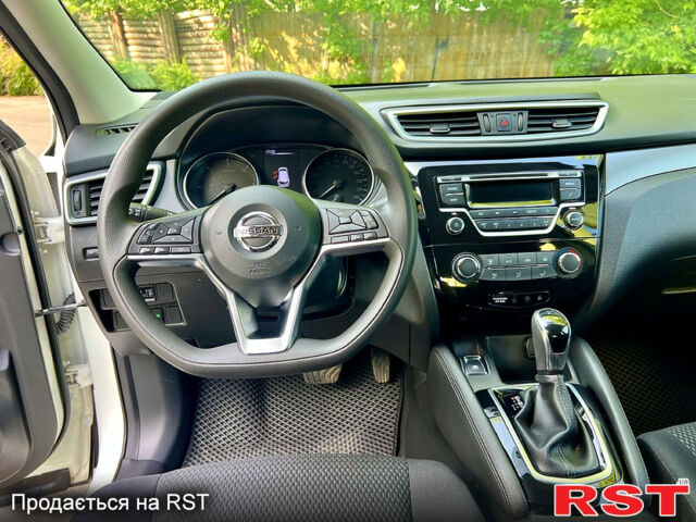Ніссан Кашкай 2019 у Києві на Automoto.ua Білий Ніссан Кашкай, об'ємом двигуна 1.6 л та пробігом 134 тис. км за 17500 $, фото 9 на Automoto.ua