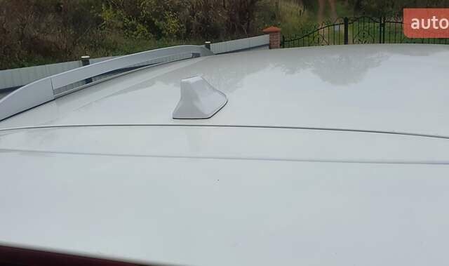 Белый Ниссан Кашкай, объемом двигателя 1.2 л и пробегом 43 тыс. км за 18800 $, фото 12 на Automoto.ua