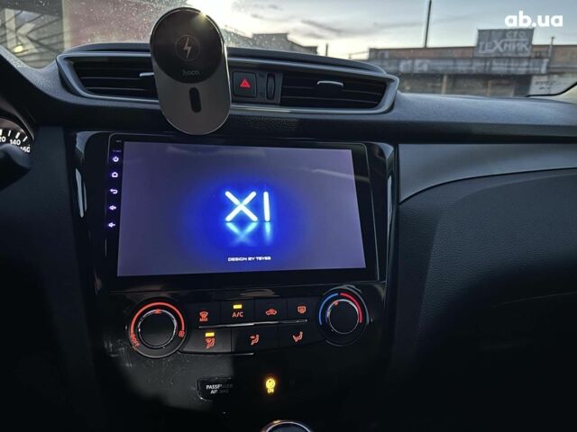 Белый Ниссан Кашкай, объемом двигателя 1.6 л и пробегом 130 тыс. км за 17790 $, фото 19 на Automoto.ua