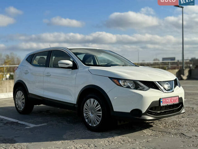 Белый Ниссан Кашкай, объемом двигателя 2 л и пробегом 110 тыс. км за 13500 $, фото 6 на Automoto.ua