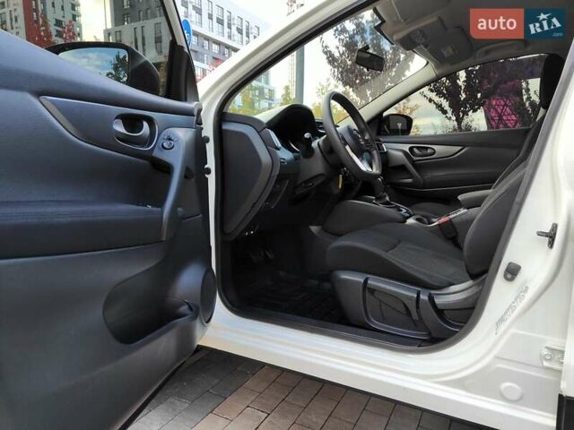 Ніссан Кашкай 2019 у Києві на Automoto.ua Білий Ніссан Кашкай, об'ємом двигуна 1.2 л та пробігом 162 тис. км за 11990 $, фото 34 на Automoto.ua