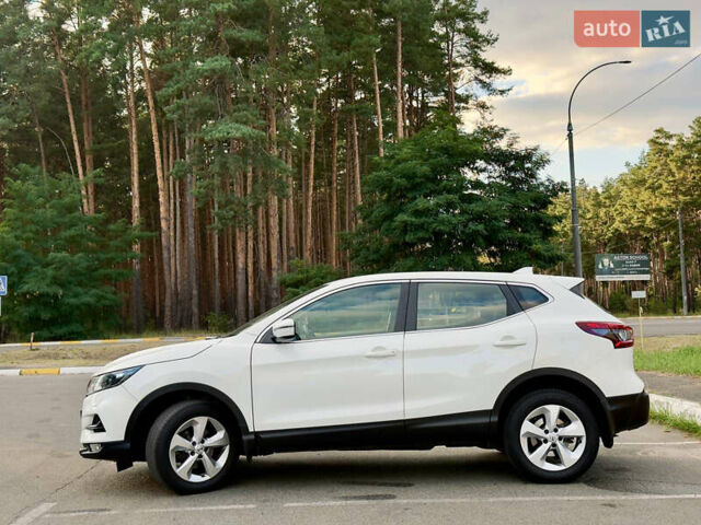 Белый Ниссан Кашкай, объемом двигателя 1.2 л и пробегом 101 тыс. км за 15500 $, фото 7 на Automoto.ua