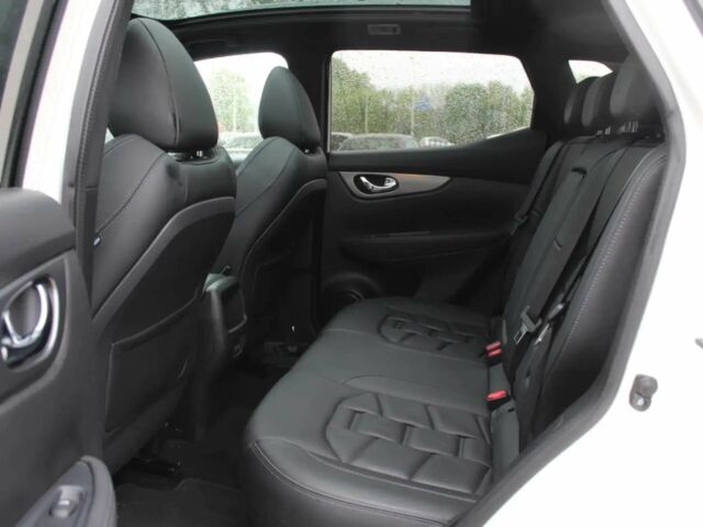 Білий Ніссан Кашкай, об'ємом двигуна 1.3 л та пробігом 49 тис. км за 4200 $, фото 12 на Automoto.ua