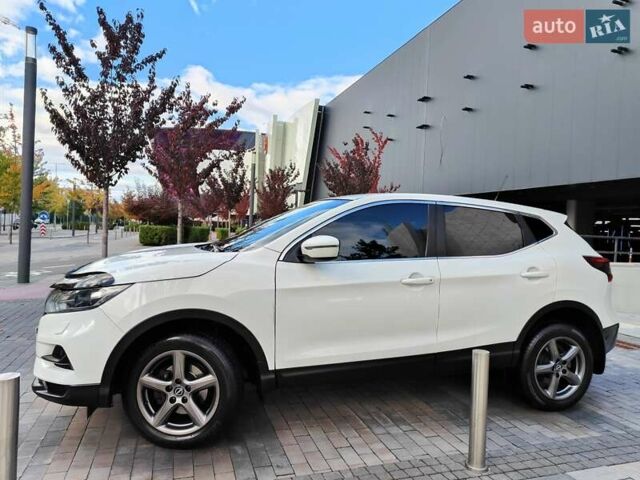 Ніссан Кашкай 2019 у Києві на Automoto.ua Білий Ніссан Кашкай, об'ємом двигуна 1.2 л та пробігом 162 тис. км за 11990 $, фото 8 на Automoto.ua