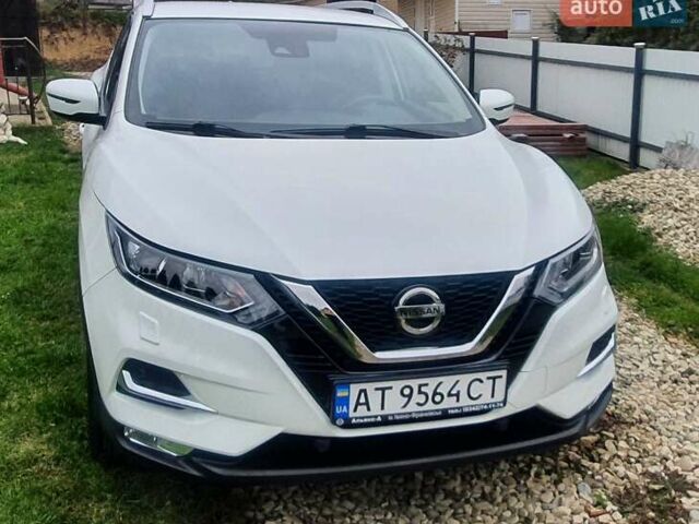 Белый Ниссан Кашкай, объемом двигателя 1.2 л и пробегом 43 тыс. км за 18800 $, фото 4 на Automoto.ua