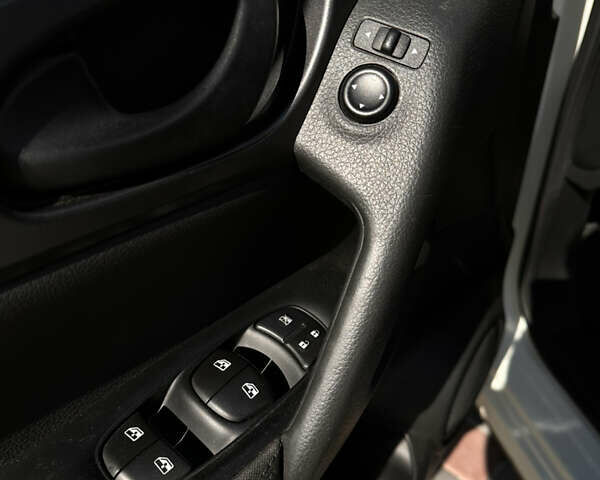 Ніссан Кашкай 2019 у Тернополі на Automoto.ua Білий Ніссан Кашкай, об'ємом двигуна 1.2 л та пробігом 131 тис. км за 13600 $, фото 10 на Automoto.ua