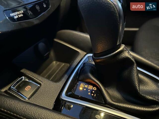 Белый Ниссан Кашкай, объемом двигателя 1.6 л и пробегом 130 тыс. км за 17790 $, фото 24 на Automoto.ua