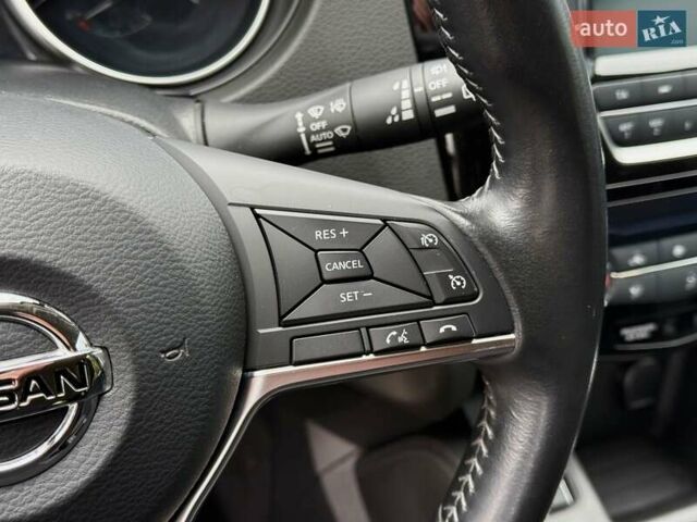 Белый Ниссан Кашкай, объемом двигателя 1.6 л и пробегом 37 тыс. км за 18900 $, фото 22 на Automoto.ua