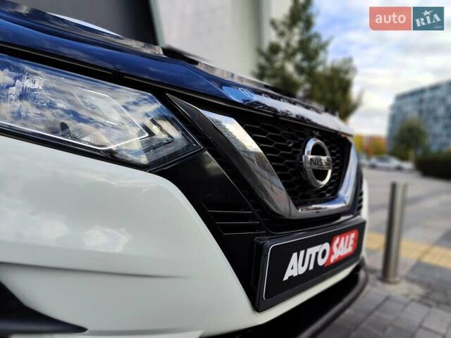 Ніссан Кашкай 2019 у Києві на Automoto.ua Білий Ніссан Кашкай, об'ємом двигуна 1.2 л та пробігом 162 тис. км за 11990 $, фото 33 на Automoto.ua