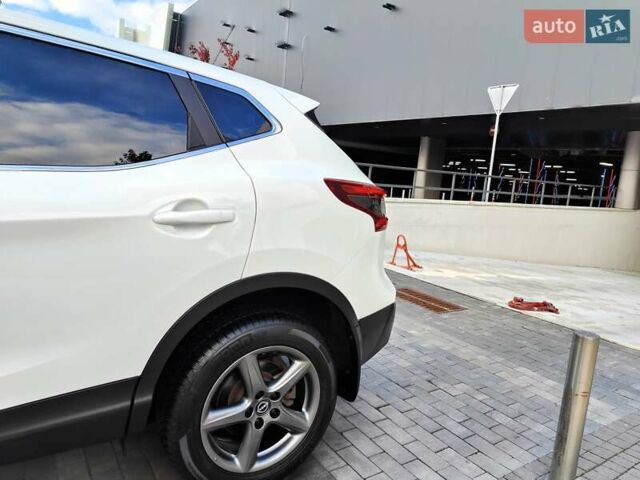 Ніссан Кашкай 2019 у Києві на Automoto.ua Білий Ніссан Кашкай, об'ємом двигуна 1.2 л та пробігом 162 тис. км за 11990 $, фото 7 на Automoto.ua