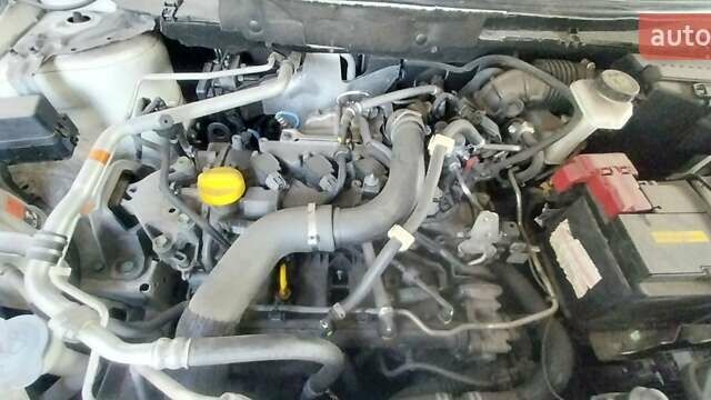 Білий Ніссан Кашкай, об'ємом двигуна 1.2 л та пробігом 99 тис. км за 15900 $, фото 15 на Automoto.ua