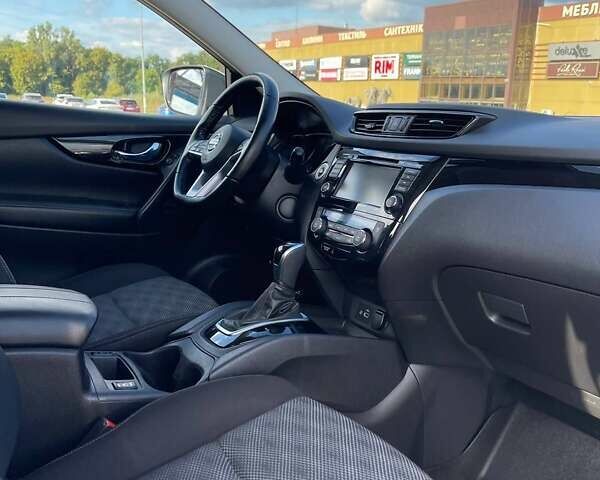 Ниссан Кашкай 2020 в Львове на Automoto.ua Белый Ниссан Кашкай, объемом двигателя 2.02 л и пробегом 56 тыс. км за 15900 $, фото 2 на Automoto.ua