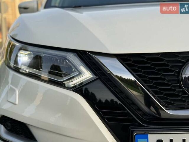 Білий Ніссан Кашкай, об'ємом двигуна 2 л та пробігом 58 тис. км за 21900 $, фото 39 на Automoto.ua