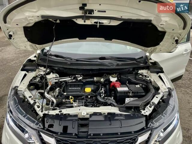Білий Ніссан Кашкай, об'ємом двигуна 1.6 л та пробігом 75 тис. км за 19500 $, фото 27 на Automoto.ua