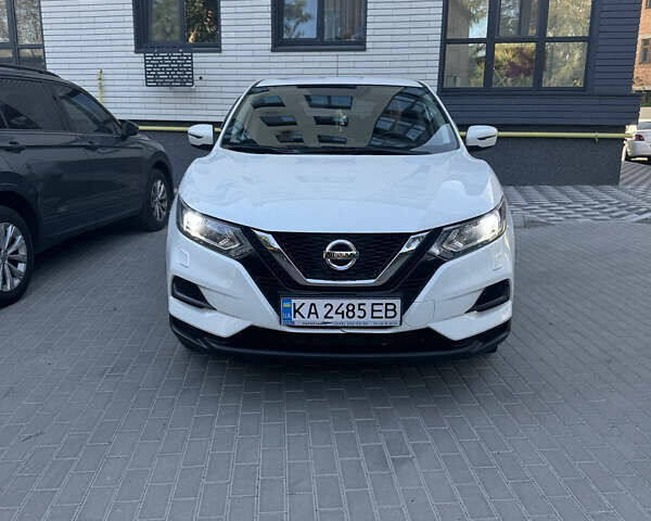 Белый Ниссан Кашкай, объемом двигателя 1.6 л и пробегом 102 тыс. км за 19600 $, фото 11 на Automoto.ua