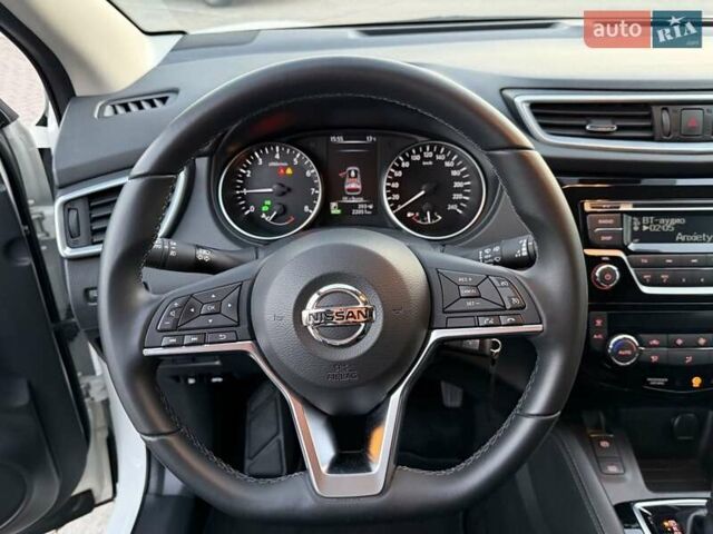 Білий Ніссан Кашкай, об'ємом двигуна 2 л та пробігом 22 тис. км за 22500 $, фото 12 на Automoto.ua