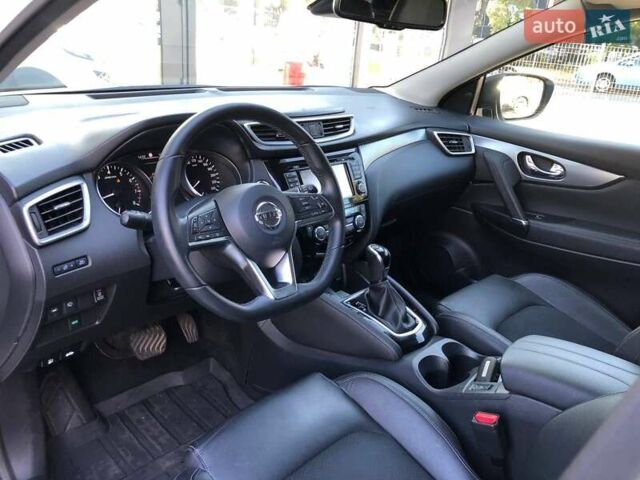Белый Ниссан Кашкай, объемом двигателя 2 л и пробегом 68 тыс. км за 21000 $, фото 19 на Automoto.ua