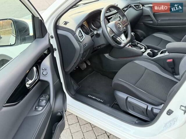 Білий Ніссан Кашкай, об'ємом двигуна 2 л та пробігом 22 тис. км за 22500 $, фото 16 на Automoto.ua