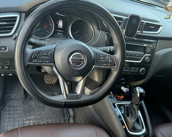 Белый Ниссан Кашкай, объемом двигателя 1.6 л и пробегом 102 тыс. км за 19600 $, фото 18 на Automoto.ua