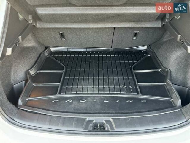 Білий Ніссан Кашкай, об'ємом двигуна 2 л та пробігом 58 тис. км за 21900 $, фото 73 на Automoto.ua