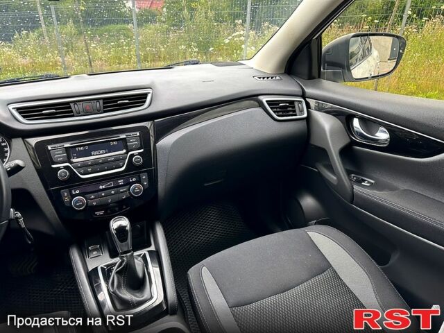 Белый Ниссан Кашкай, объемом двигателя 1.6 л и пробегом 111 тыс. км за 19999 $, фото 8 на Automoto.ua