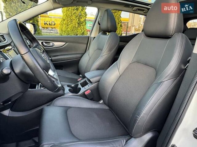 Білий Ніссан Кашкай, об'ємом двигуна 2 л та пробігом 58 тис. км за 21900 $, фото 45 на Automoto.ua